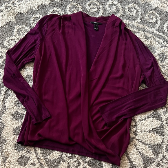 Forever 21 Tops - Forever 21 faux-wrap surplice top, berry, size L GUC!